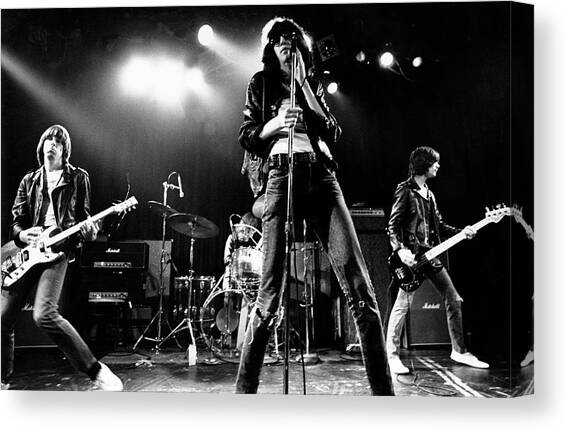 Photo Of Ramones #4 Canvas Art Print by Michael Ochs Archives
