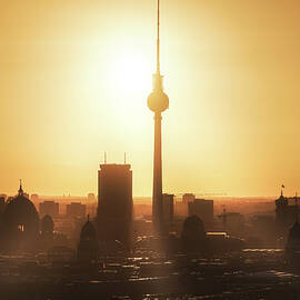 Berlin - Skyline Sunrise by Jean Claude Castor