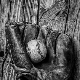 Black and White Mitt by Garry Gay