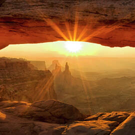 First Rays at Mesa Arch by Andrew Soundarajan