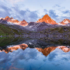 Hatcher Pass Talkeetna Mountains by Toby Harriman