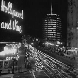 Hollywood And Vine by Authenticated News