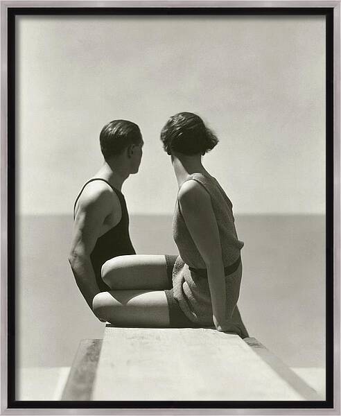 The Divers Framed Canvas Print