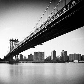 Manhattan Bridge by Randy Le'moine