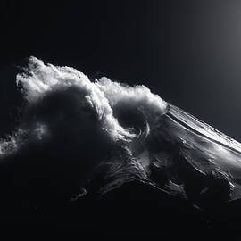 Mount Fuji by Takashi Suzuki