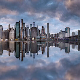 Ny Ny by Carlos F. Turienzo