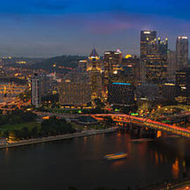 Pittsburgh PA by Steve Gadomski