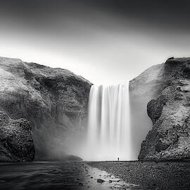 Power And Humility by Stefan Mitterwallner