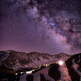 Starlight Mountain Ski Hill by Mike Berenson