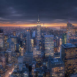 Top Ii by Carlos F. Turienzo