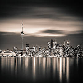 Toronto by Yoann